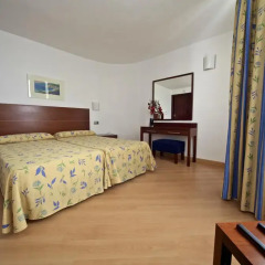 Отель Marins Cala Nau 4* Студия с различными типами кроватей фото 2