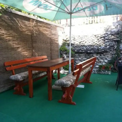 Отель Guest House Stoletnika Чепеларе бассейн