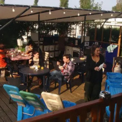 Отель Lucky Lake Hostel Нидерланды, Винкевеен - отзывы, цены и фото номеров - забронировать отель Lucky Lake Hostel онлайн питание
