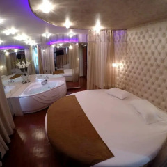 Carol Hotel 2* Полулюкс с разными типами кроватей фото 13