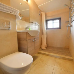 Отель R&R Spa Villa Trakai Литва, Тракай - отзывы, цены и фото номеров - забронировать отель R&R Spa Villa Trakai онлайн ванная