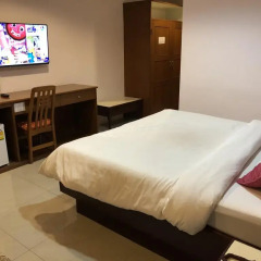 Отель Bangkok Condotel 3* Номер Делюкс с различными типами кроватей