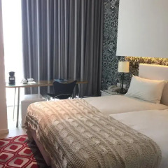 Отель Metropolitan Suites 4* Номер Делюкс фото 4