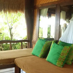 Отель Balangan Sea View Bungalow 3* Стандартный семейный номер с двуспальной кроватью фото 7