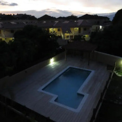 Отель Kingston Paradise Place Guesthouse Люкс с различными типами кроватей фото 6