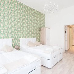 Апартаменты Royal Resort Apartments Westbahnhof Vienna 3* Номер Делюкс фото 22