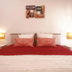 Отель Ericeira at Home комната для гостей
