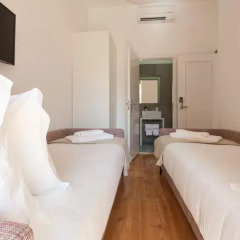 Отель Feels Like Home Rossio Prime Suites 4* Стандартный номер с 2 отдельными кроватями фото 18
