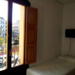 Отель Reina 12 Guest House 3* Стандартный номер с 2 отдельными кроватями фото 5