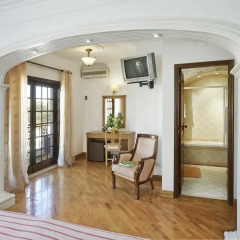 Отель Cheerfulway Bertolina Mansion 3* Номер категории Премиум с различными типами кроватей