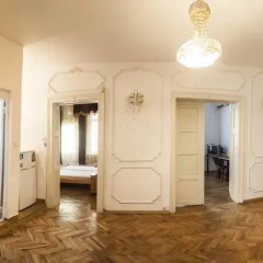 Отель Central GuestRooms Five Corners Улучшенный номер фото 5