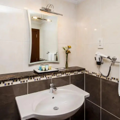 Hotel Riviera 4* Стандартный номер с различными типами кроватей фото 3