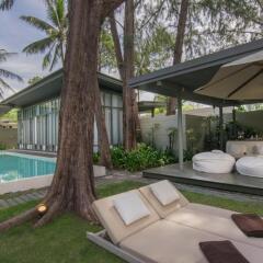 Отель SALA Phuket Mai Khao Beach Resort 5* Номер Делюкс с двуспальной кроватью фото 3