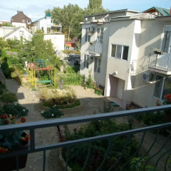 Гостиница Guest House Chaika в Анапе отзывы, цены и фото номеров - забронировать гостиницу Guest House Chaika онлайн Анапа балкон