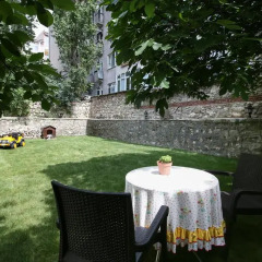 Adali Hostel Pansi̇yon