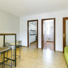 Апартаменты Apartment Montjuic комната для гостей фото 2