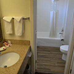 Отель Best Western Royal Host Inn 2* Стандартный номер с различными типами кроватей фото 3