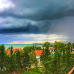 Отель Tropikal Resort Дуррес балкон