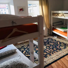 Отель Tree House Кровать в общем номере с двухъярусной кроватью