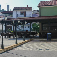 Отель Gostinstvo Tomex парковка