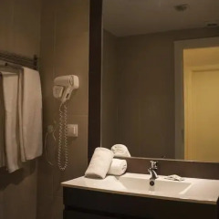 Отель Lisbon Arsenal Suites 4* Стандартный номер фото 9