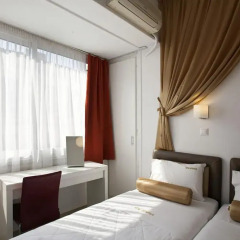 Metropolis Hotel 2* Стандартный номер с двуспальной кроватью фото 9