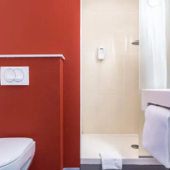 Отель B&B Hôtel CANNES Ouest La Bocca 3* Стандартный номер с разными типами кроватей фото 2