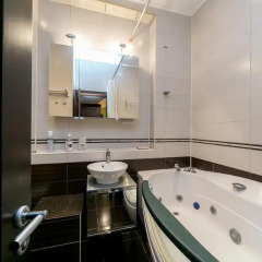 Апартаменты Universitet Luxury Apartment ванная