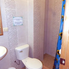 Отель Hostal Yaku Montañita Стандартный семейный номер с двуспальной кроватью фото 14