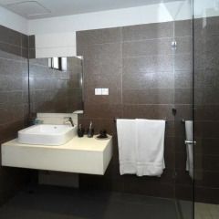 Отель Vienna City Hotel Гана, Тема - отзывы, цены и фото номеров - забронировать отель Vienna City Hotel онлайн ванная фото 2