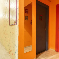 Bed&Bread Hostel Санкт-Петербург сейф в номере