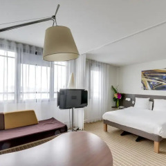 Отель Novotel Suites Paris Montreuil Vincennes 4* Улучшенный люкс с различными типами кроватей фото 8
