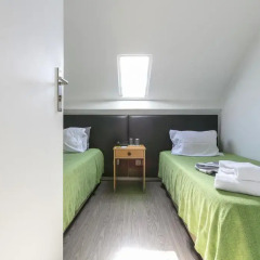 Отель Guest House Porto Clerigus 3* Стандартный номер 2 отдельные кровати (общая ванная комната) фото 2