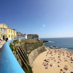 Отель Ericeira Family House пляж