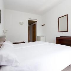 Отель Villa Miel 2* Стандартный номер с различными типами кроватей фото 10