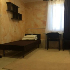 Hostel on Lenina Улучшенный номер 2 отдельные кровати