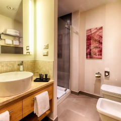 NYX Hotel Milan by Leonardo Hotels Стандартный номер с двуспальной кроватью фото 11