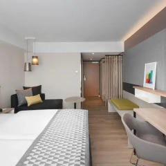 Отель Holiday Inn Munich - City Centre 4* Стандартный номер с двуспальной кроватью фото 5