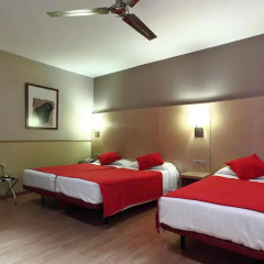 Отель Hostal Bcn Port Барселона комната для гостей фото 7
