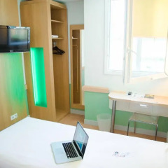 Отель ibis Budget Aeroport le Bourget Garonor 2* Стандартный номер с различными типами кроватей фото 5