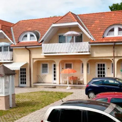Отель Gyula Villa парковка