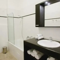 Апартаменты Grand Market Luxury Apartments ванная
