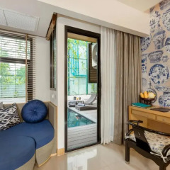 Отель Manathai Surin Phuket Номер Делюкс фото 8
