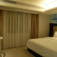 Yingshang Fanghao Hotel 3* Номер Бизнес с различными типами кроватей фото 5