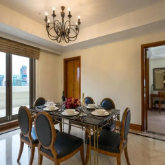 Отель Orchard Parksuites питание