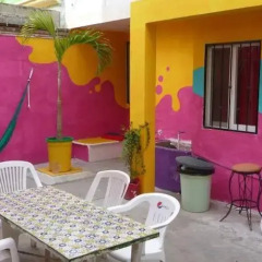Отель Tres Mundos Hostel Мексика, Плая-дель-Кармен - отзывы, цены и фото номеров - забронировать отель Tres Mundos Hostel онлайн питание