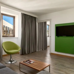 Отель NH Nice 4* Стандартный семейный номер с двуспальной кроватью фото 5