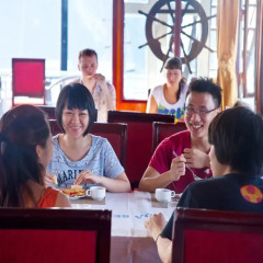 Отель Halong Golden Lotus Cruise Вьетнам, Халонг - отзывы, цены и фото номеров - забронировать отель Halong Golden Lotus Cruise онлайн гостиничный бар