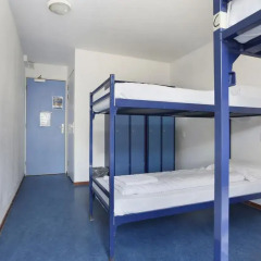 Hans Brinker Hostel Amsterdam Кровать в общем номере с двухъярусной кроватью фото 8