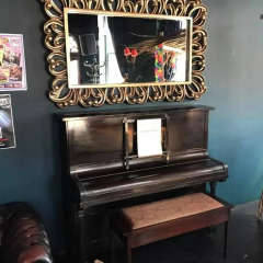 Отель Home Brighton Backpackers развлечения